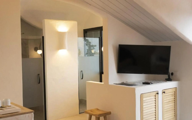 Yacht Boheme Hotel