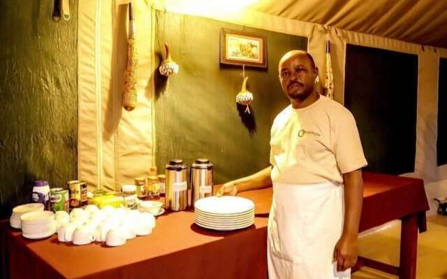 Osinon Camps & Lodges