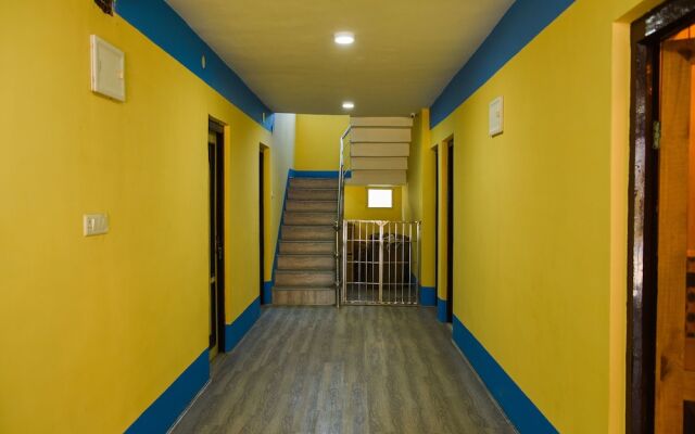 OYO 12850 The Nest