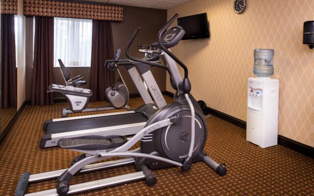Holiday Inn Express & Suites Bucyrus by IHG