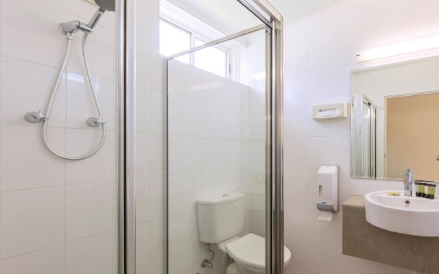 Central Motel & Apartments, Best Western Signature Collection