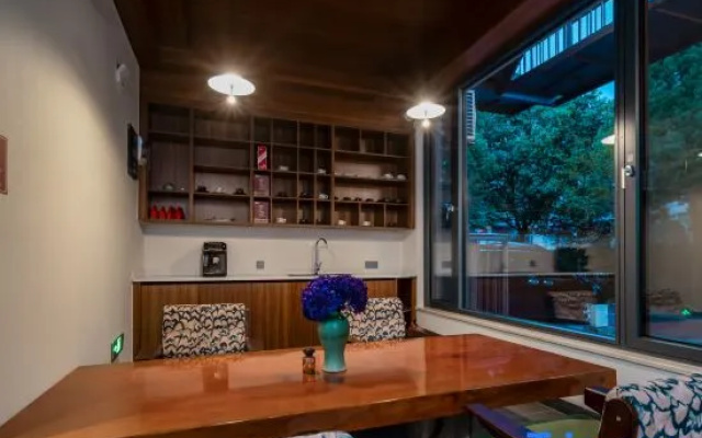 Qinran · Hot Spring Private Bath Courtyard B&B (Tengchong Century City Branch) – Guest Rooms – Baoshan