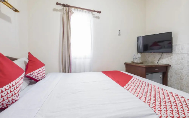 OYO 1090 Hotel Anging Mammiri Makassar