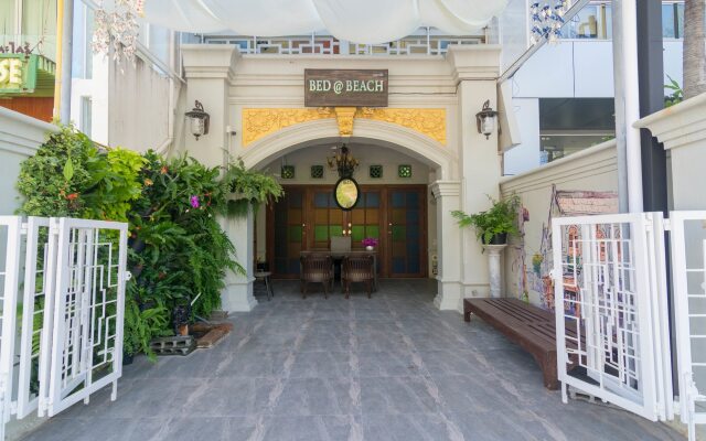 Bed At Beach Hostel