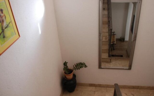 Lamie Guesthouse
