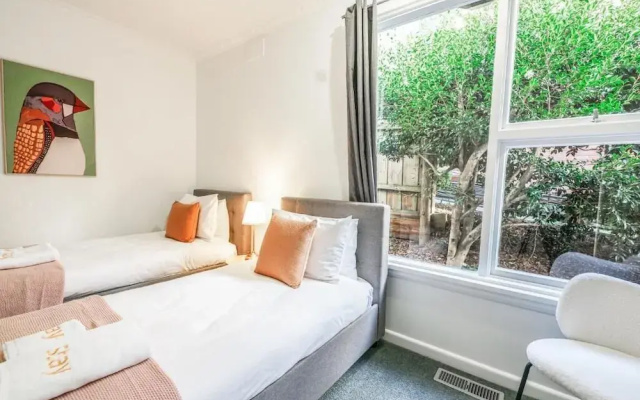 StayAU Luxe 6BR Cradle Mountain