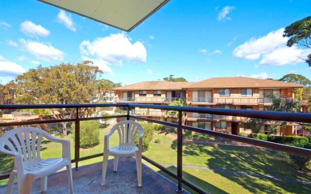 Promenade, Unit 10/8 Intrepid Close