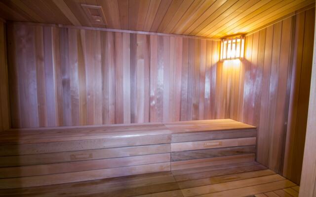 Luton Vacation Homes - Royal Bay