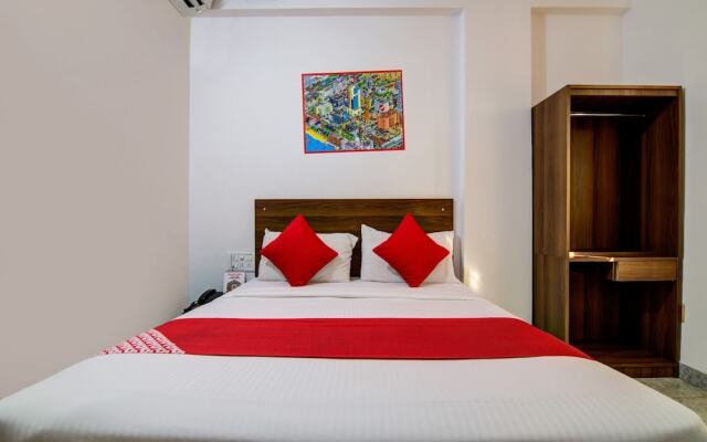 Varcity Comforts by OYO Rooms