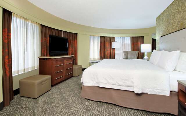 Hampton Inn & Suites Columbus-Downtown