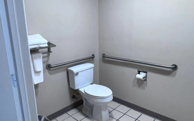 Quality Inn Palm Bay - Melbourne I-95