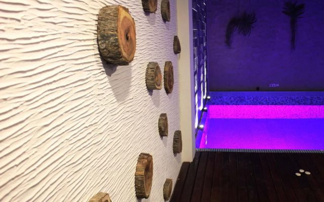 Aquzz Inn & Spa