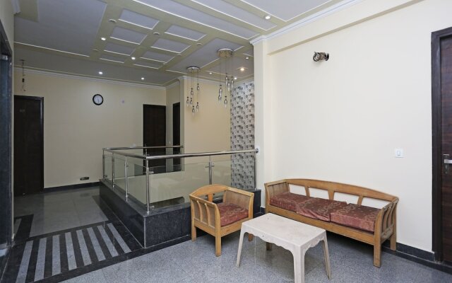 OYO 4026 Royal Inn