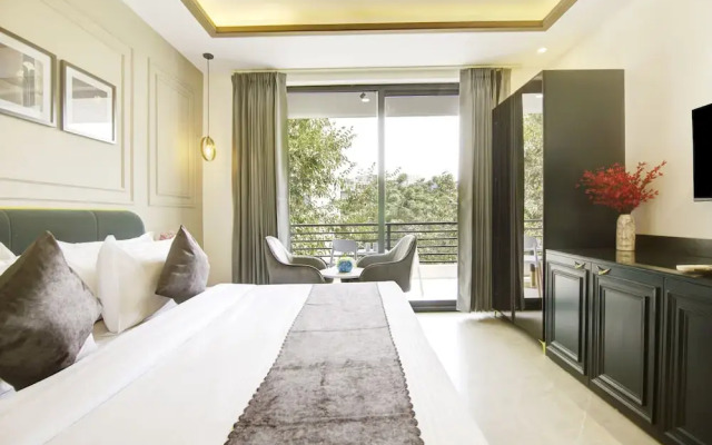 Saltstayz Premier – Galleria Market Road & Sector 27