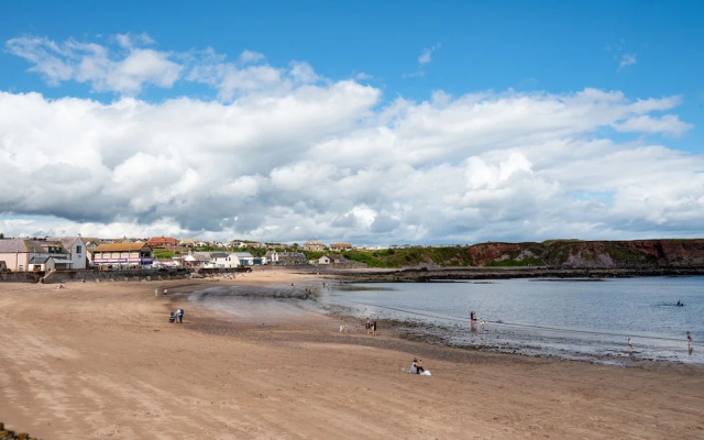 Historic 2Bd Maisonette In Coastal Eyemouth