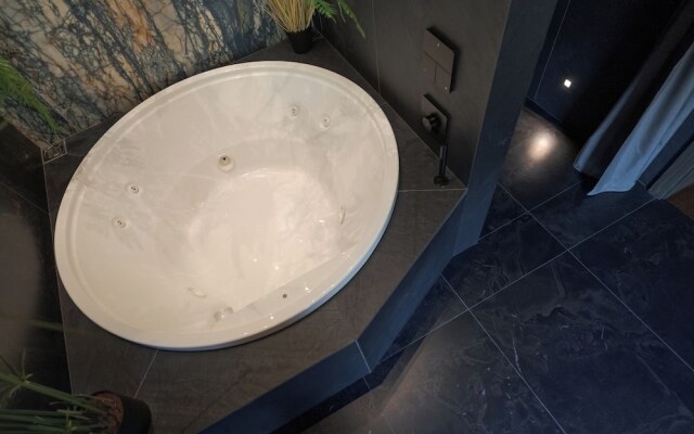 Latemar Hotel Suites & Spa