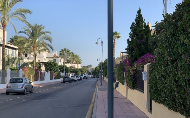 TGS & RUMEX Suites Banus