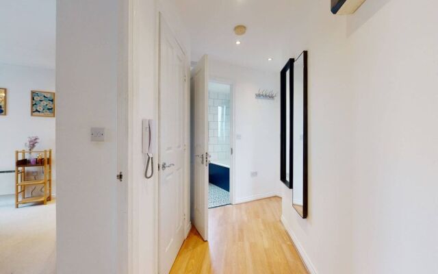 Cozy Hackney Apartment