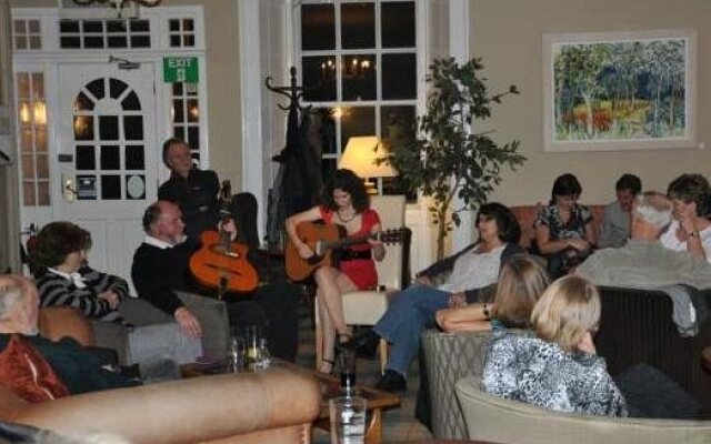 Atholl Arms Hotel