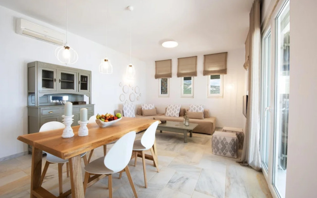 Vathi Bleu Private Villas