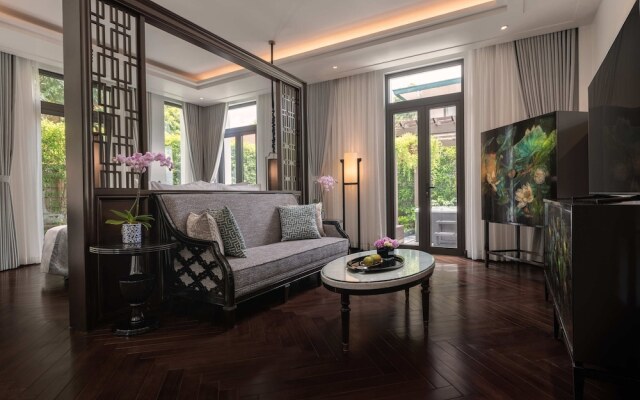 Elegant Mansion 88