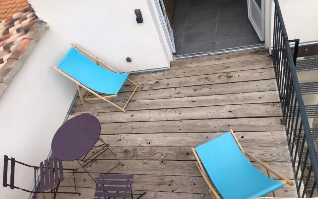 Studio avec piscine