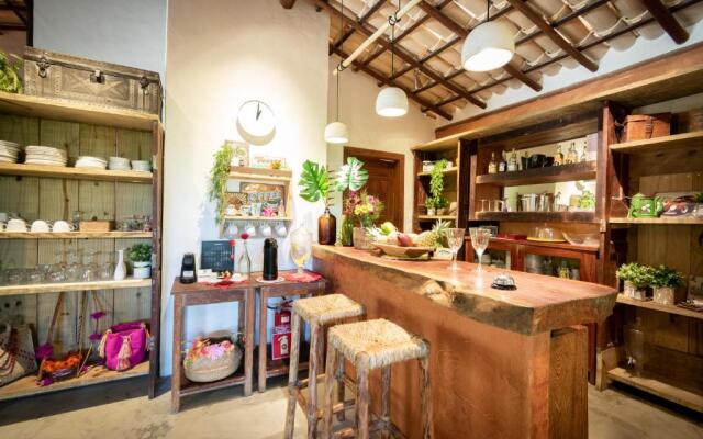 Biribandos Rooms by Trancoso House