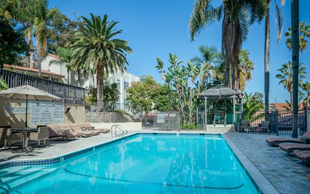 Catalina Canyon Inn