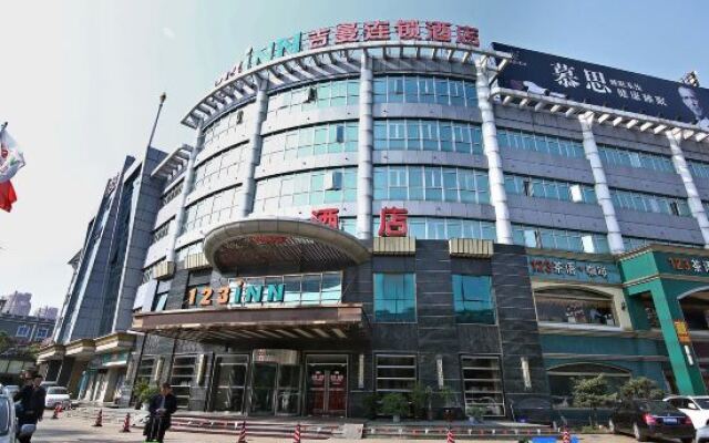 123 Jiman Chain Hotel (Shanghai Daning International Wuwei East Road Subway Station Branch)