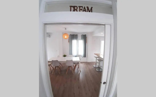 Casa De Diseño En La Playa.