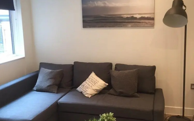 Modern Apartment By Creatick