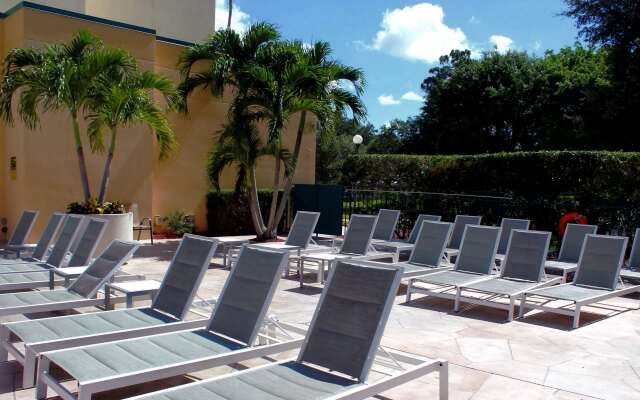 Hilton Boca Raton Suites