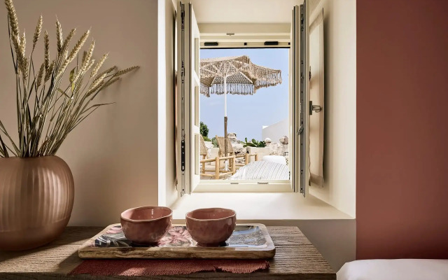 Niove Suites Milos