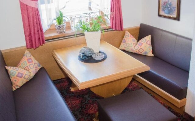 Hotel Garni Helvetia