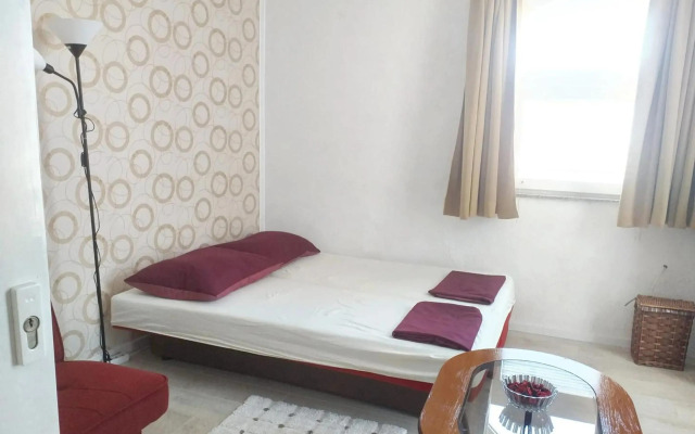 Studio with wifi at Vir