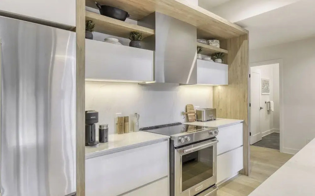 201 Verbier Building 5