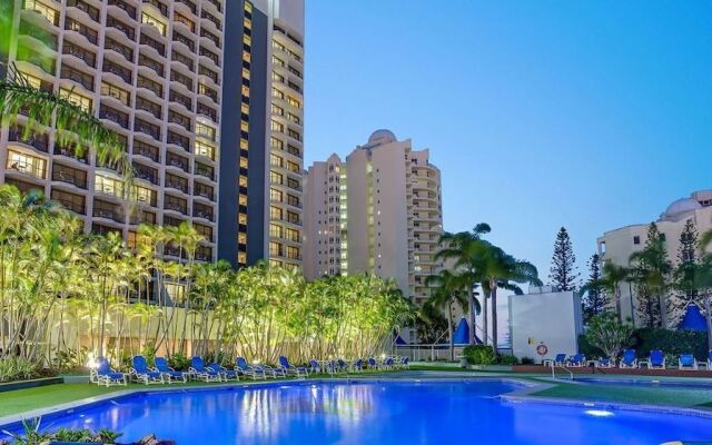 L5 Surfers Paradise Apartment