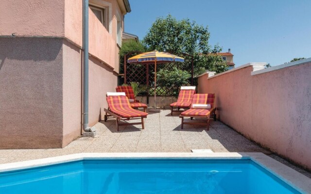 Stunning Home in Pula With Wifi and 4 Bedrooms