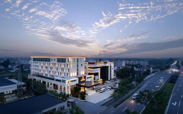 Savile K-Knight Luan Hotel