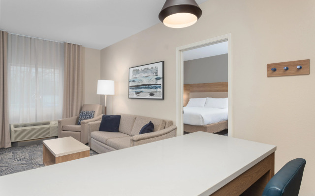 Candlewood Suites La Crosse N by IHG