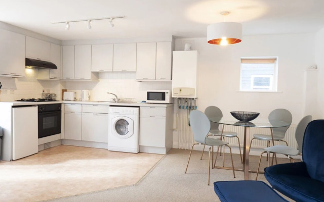 Kings Corner- Townhouse in the city