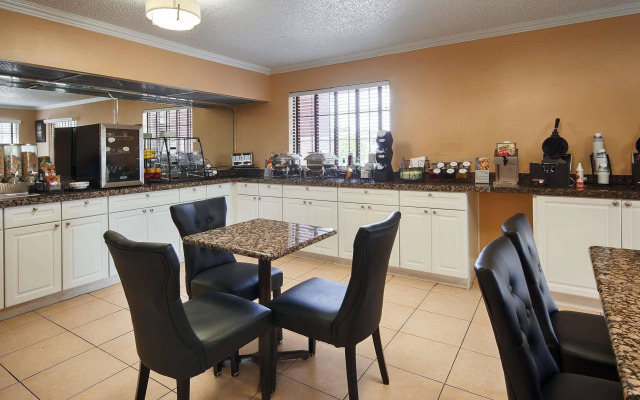 Best Western Brady Inn