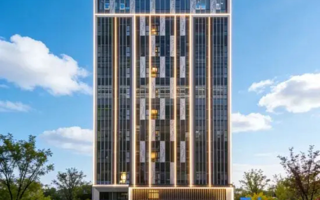 JI Hotel (Qingdao Qiche Beizhan Xianjiazhai Subway Station)