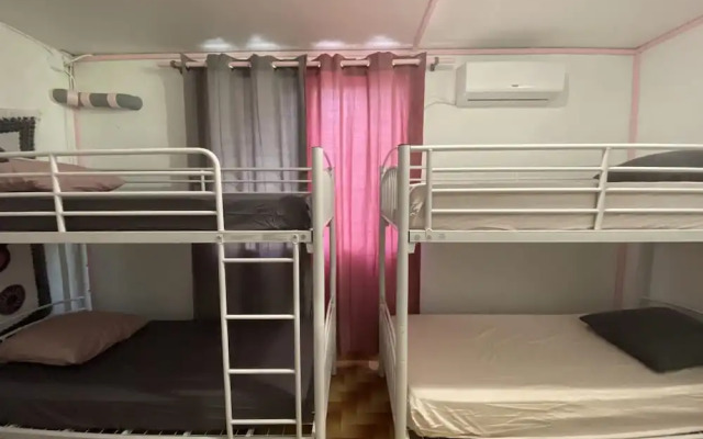 Auberge K-Wan Hostel