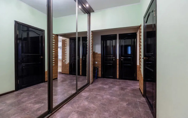 Апартаменты Пять Звезд сквер Слобода Весны