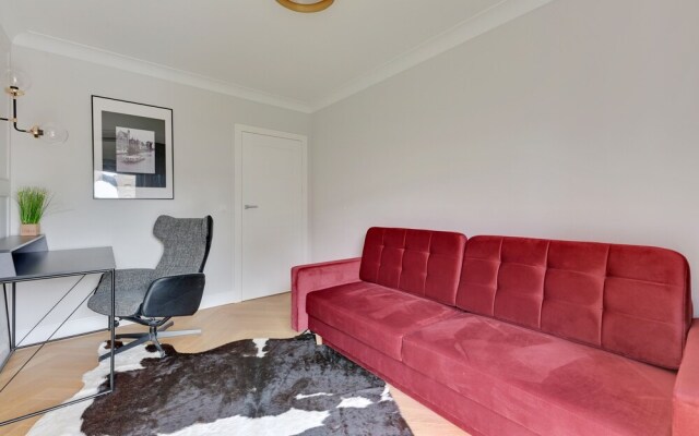 Dom & House Winter Residence