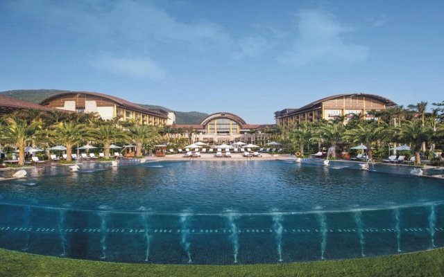 The St. Regis Sanya Yalong Bay Resort