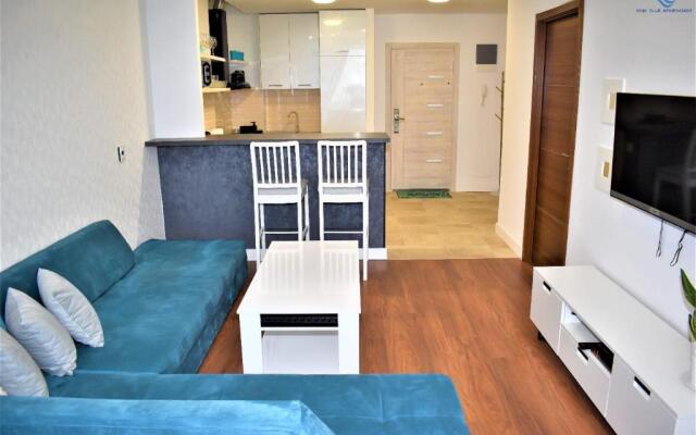 Onix Blue Mamaia Apartment 6