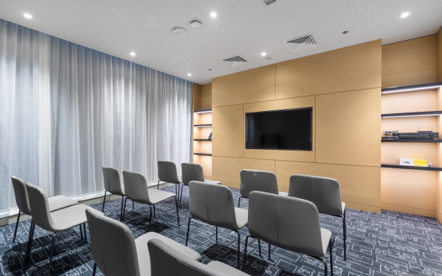 Studio M Arabian Plaza Hotel & Hotel Apartments