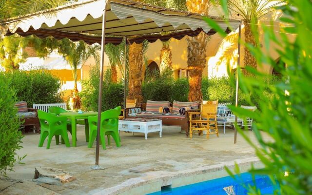 sekhmet hotel